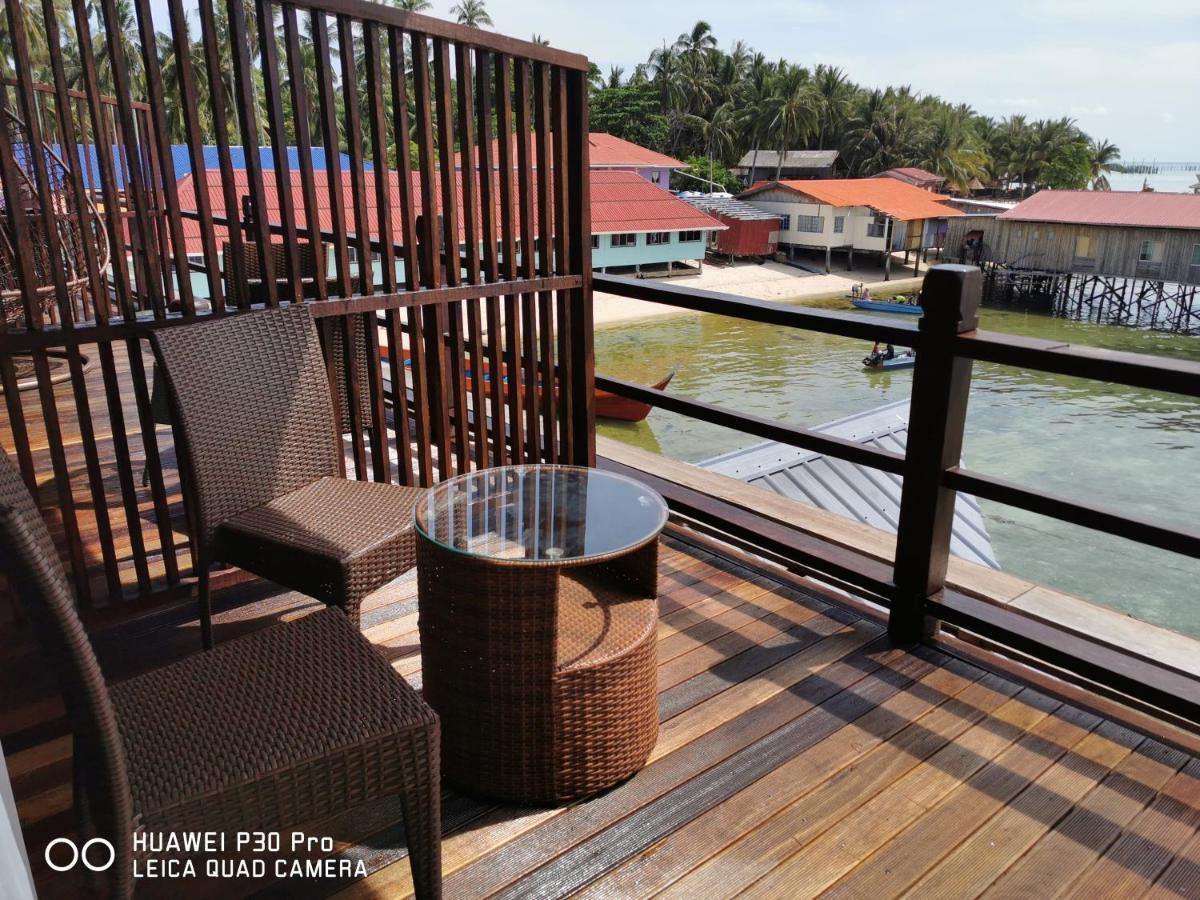 Mabul Paradise LodgeMabul Island エクステリア 写真